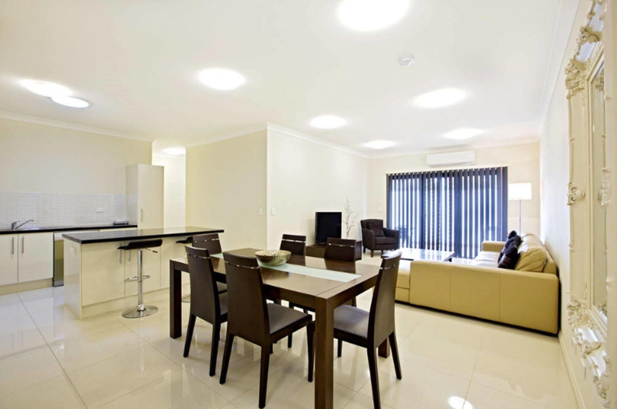 Astina Serviced Apartments - Central Penrith Zewnętrze zdjęcie